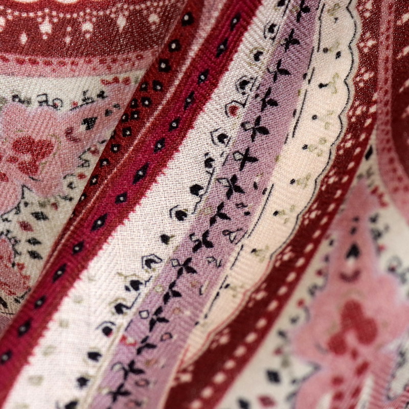 Lenço de Pescoço Pequeno Paisl - Women Bags Handmade avaliação e preço